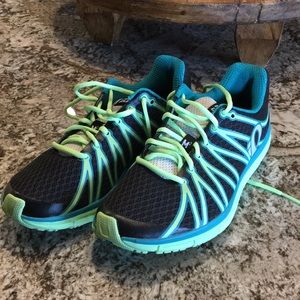 Pearl Izumi m2 training shoe